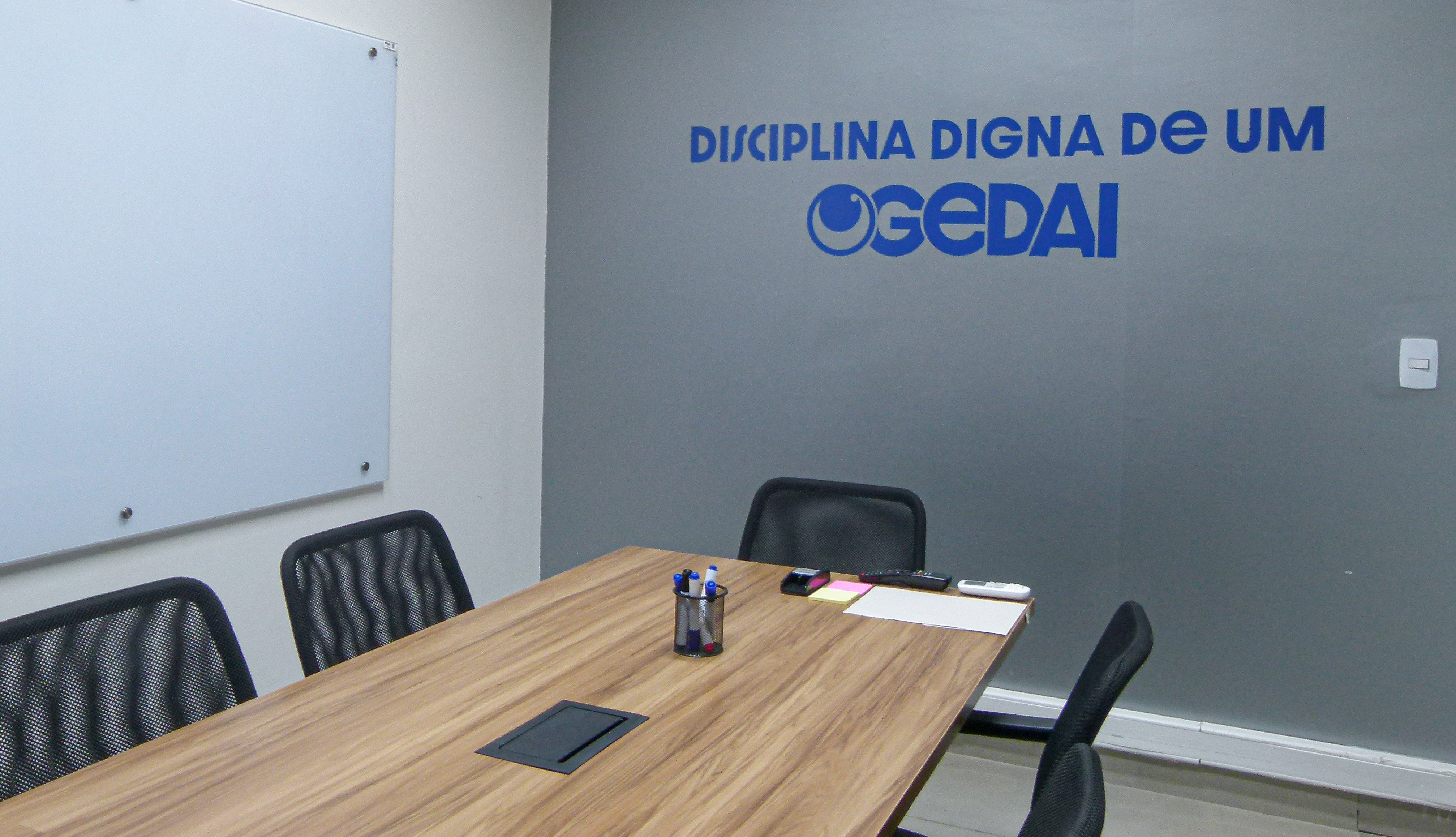 Sala de reuniões 02