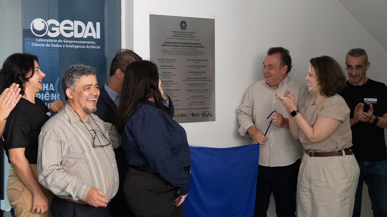 Foto de capa da abertura do laboratorio do Gedai